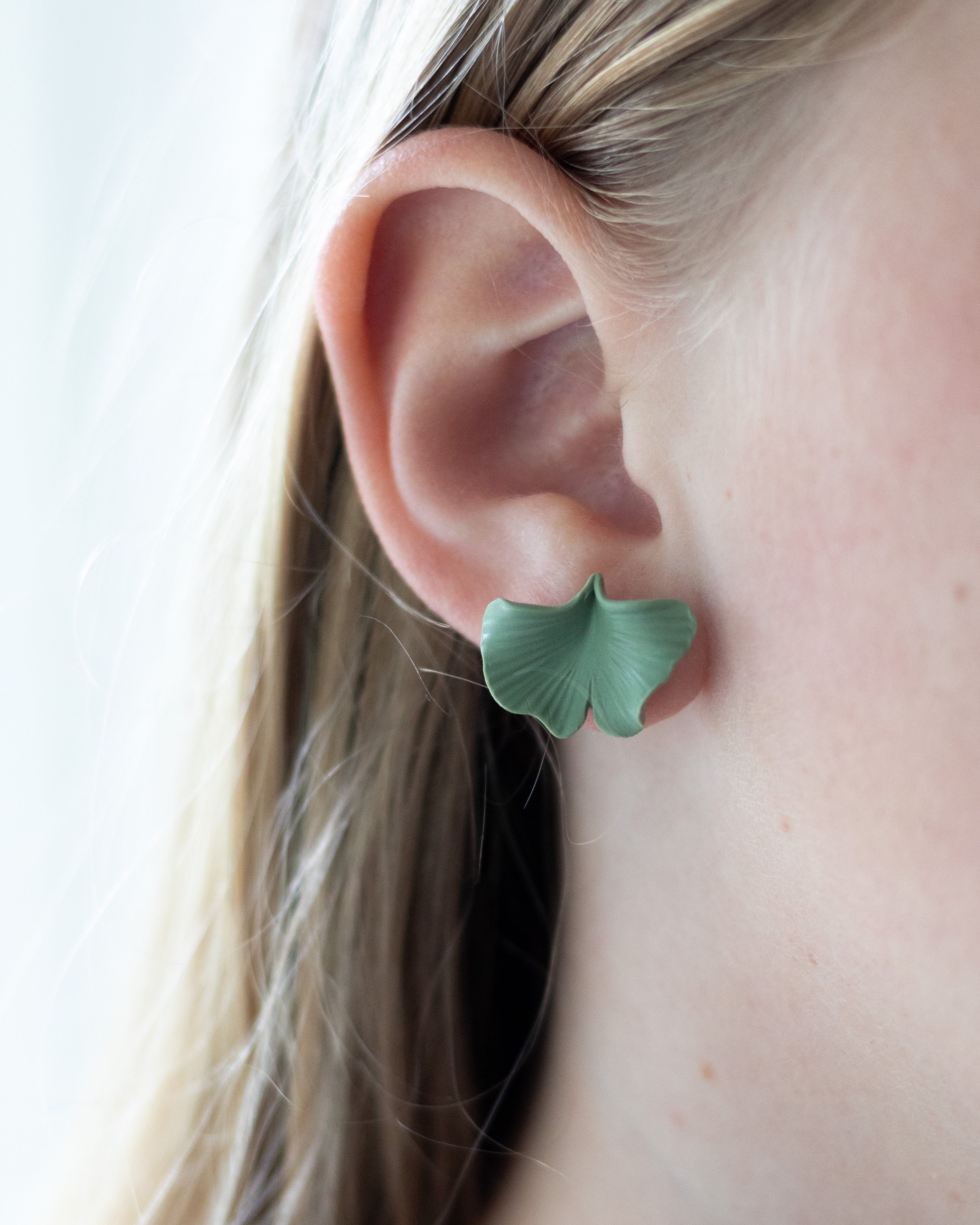 Gingko Studs