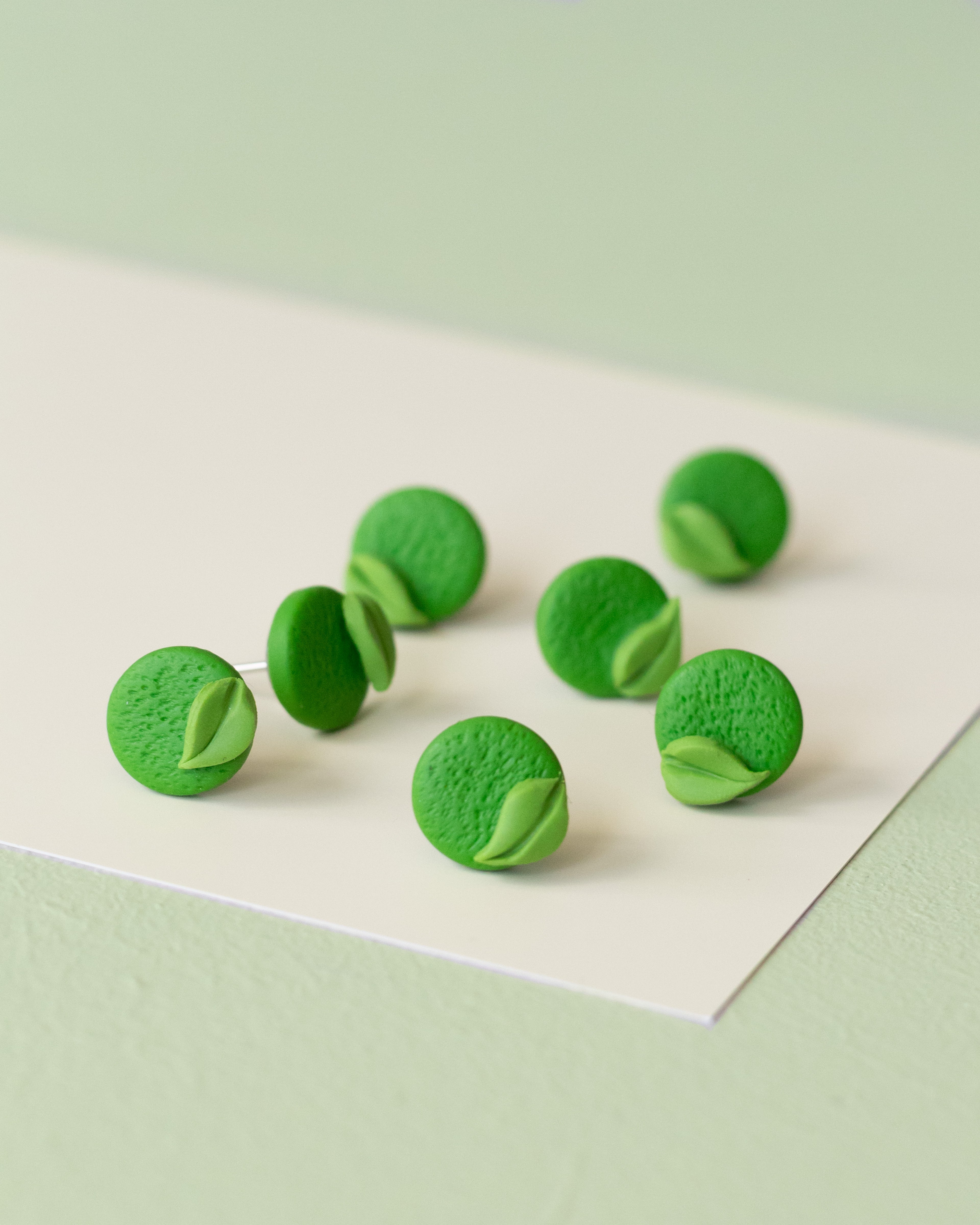 Lime Studs