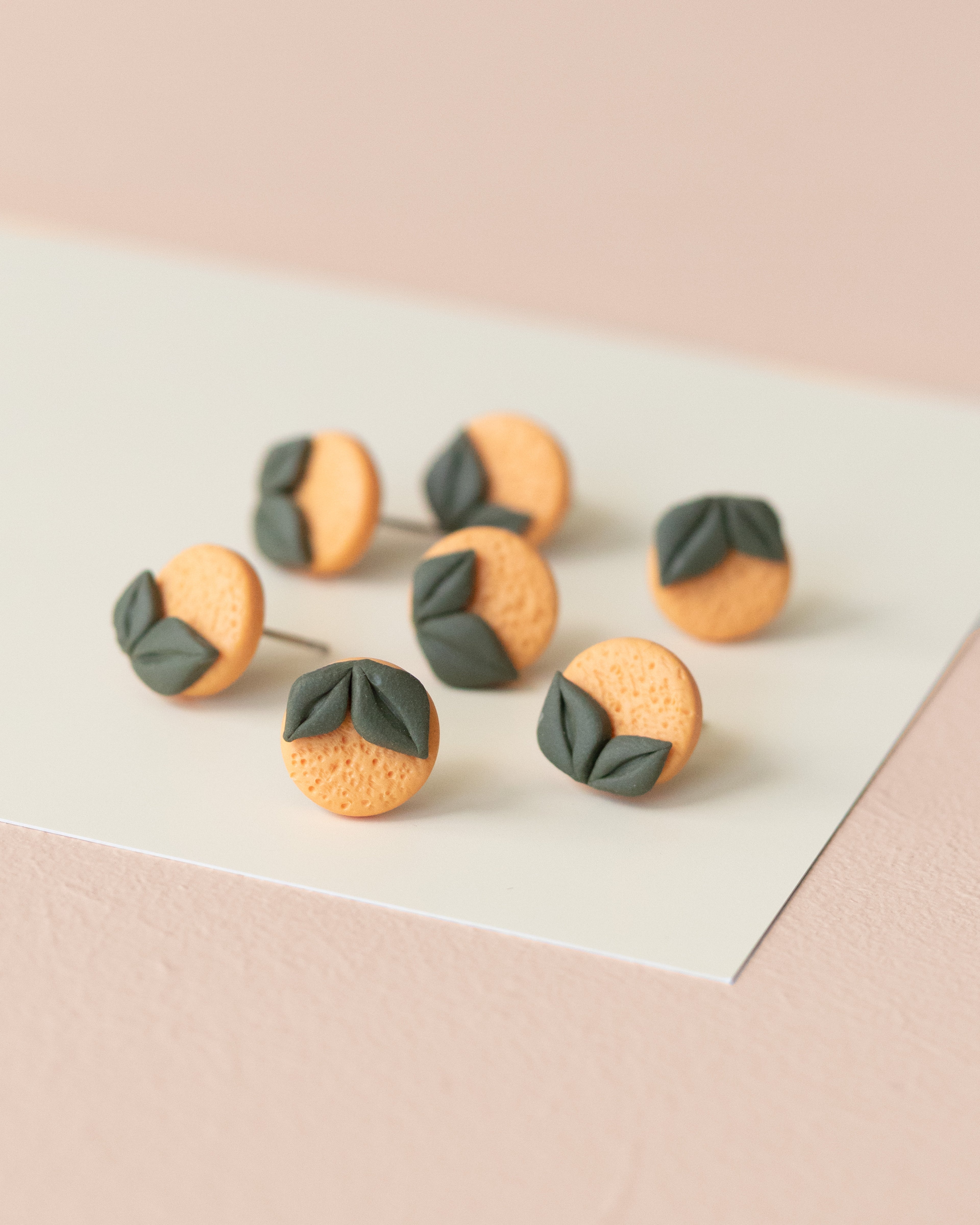 Apelsin Studs