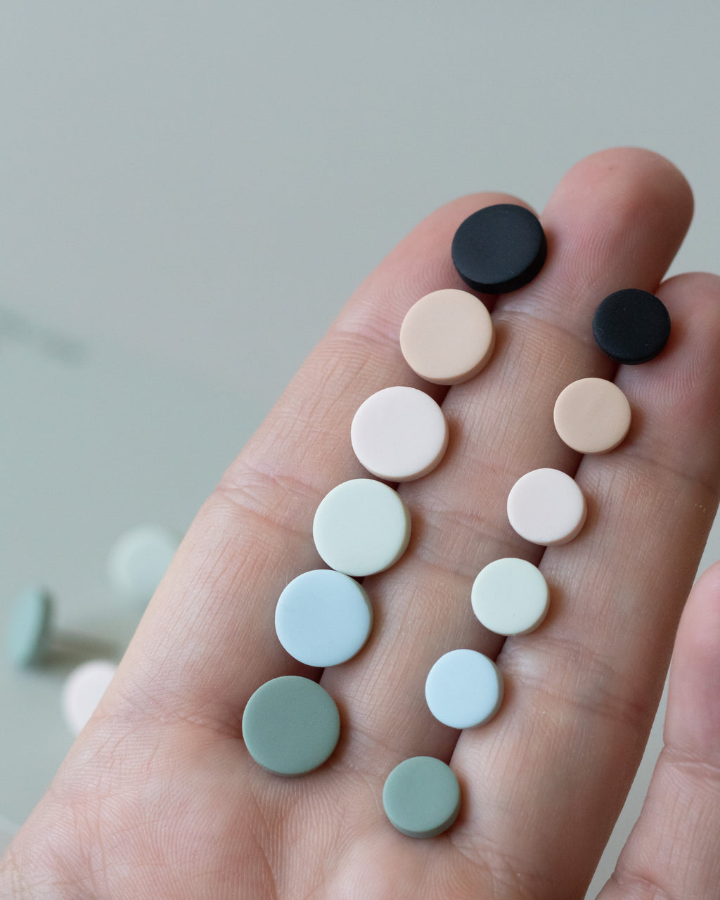 Dots