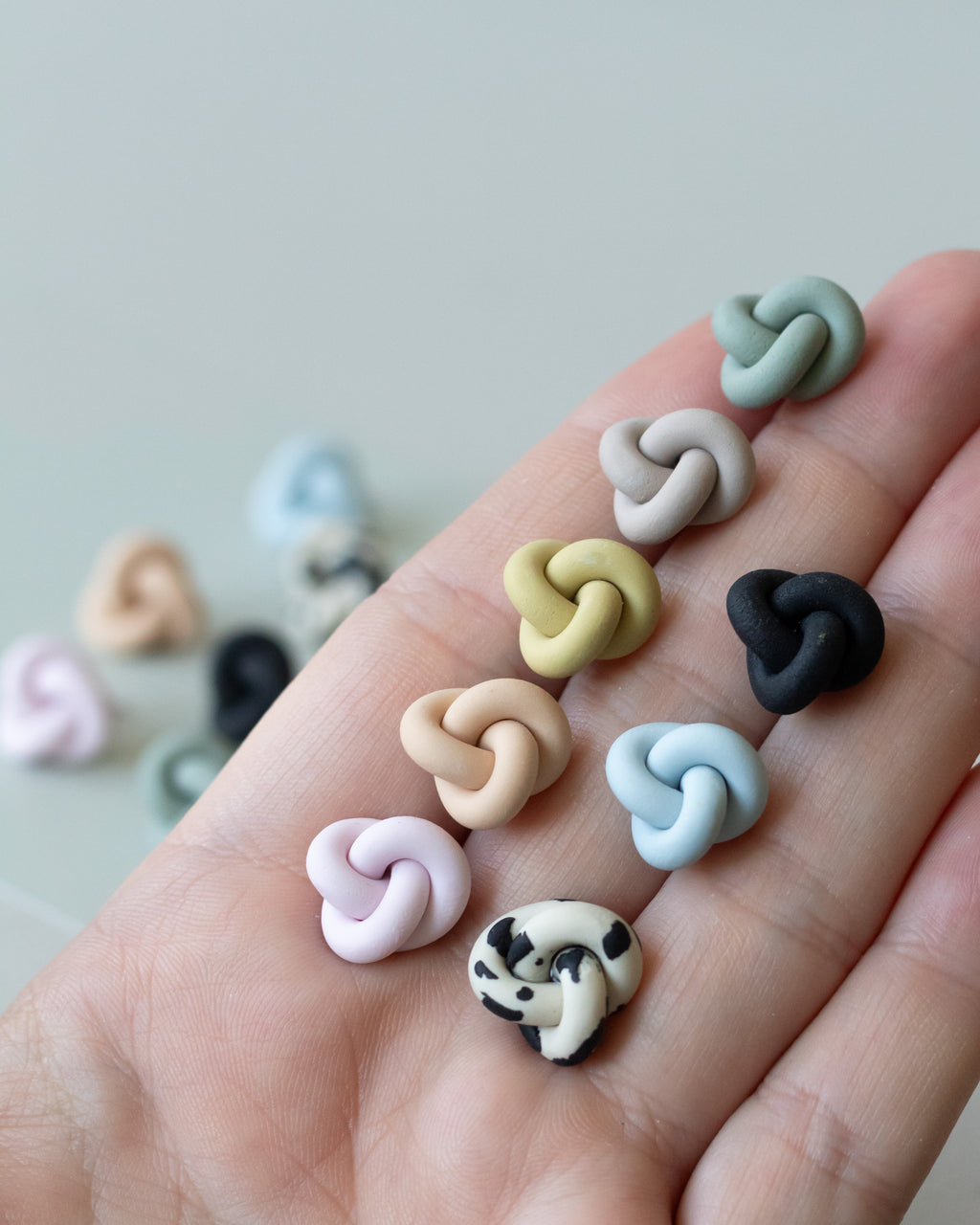 Knots Stor