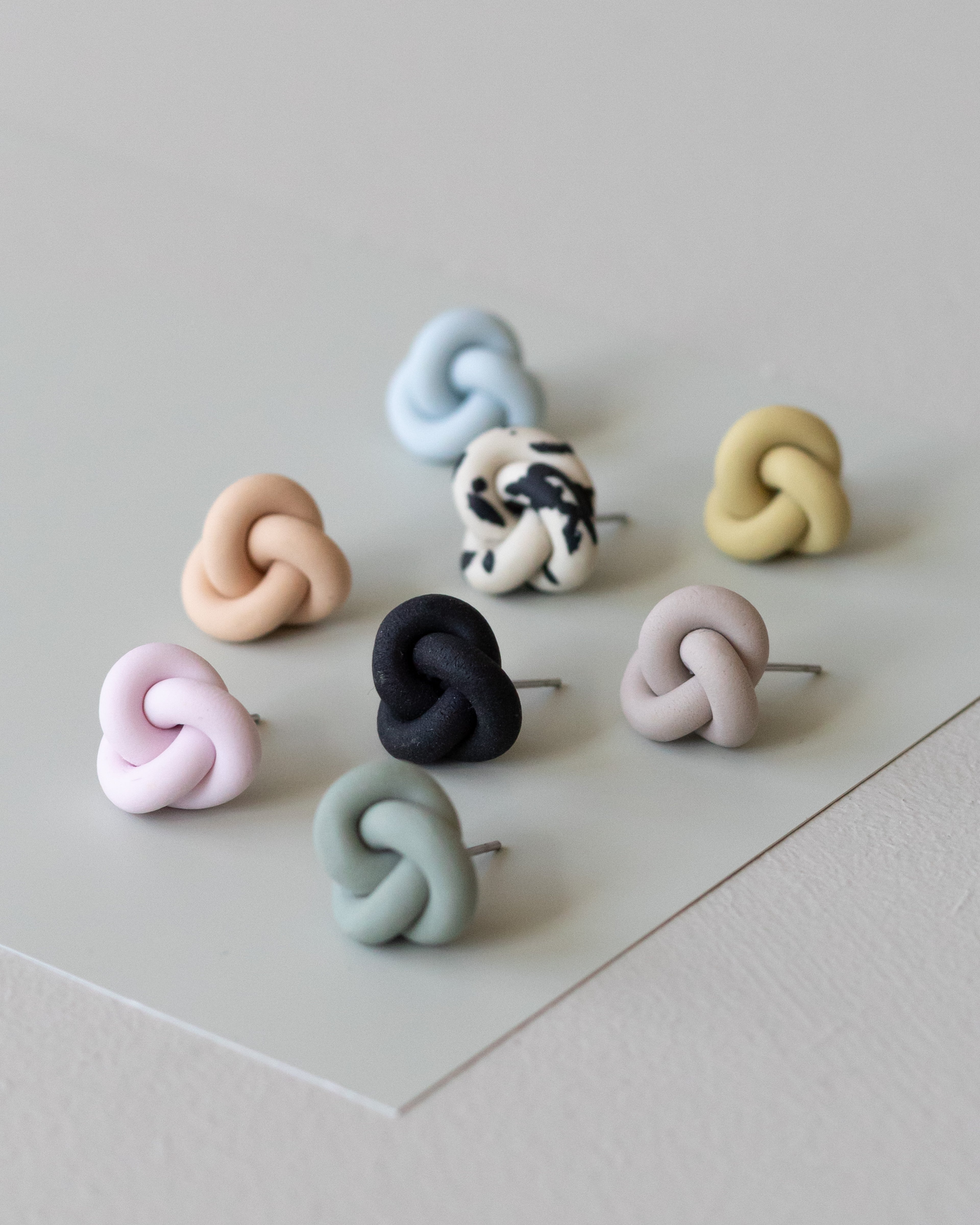 Knots Stor