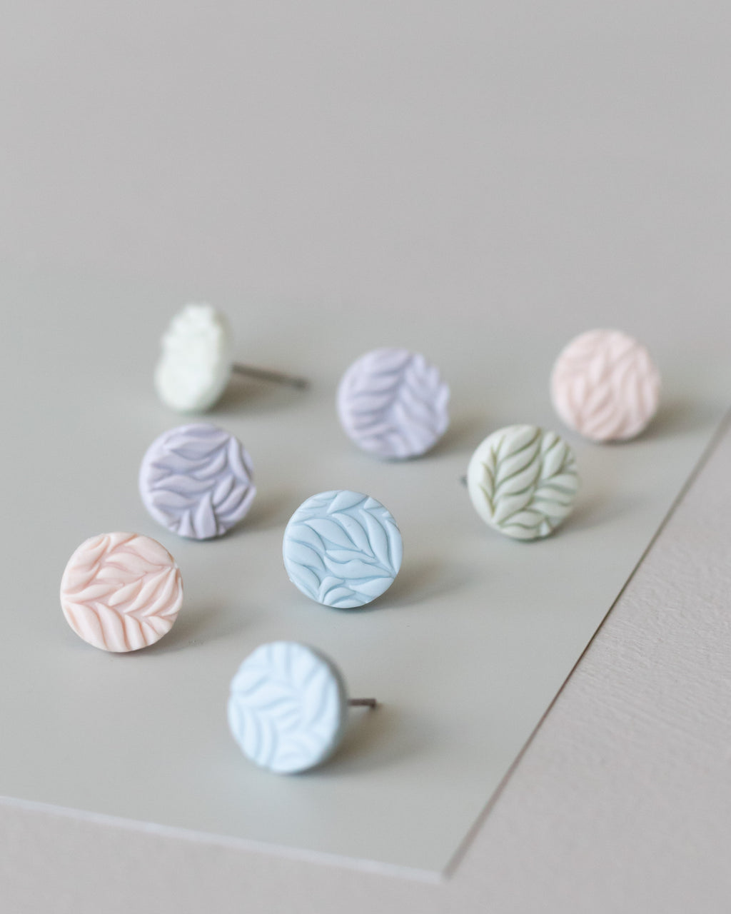 Dots Leaf